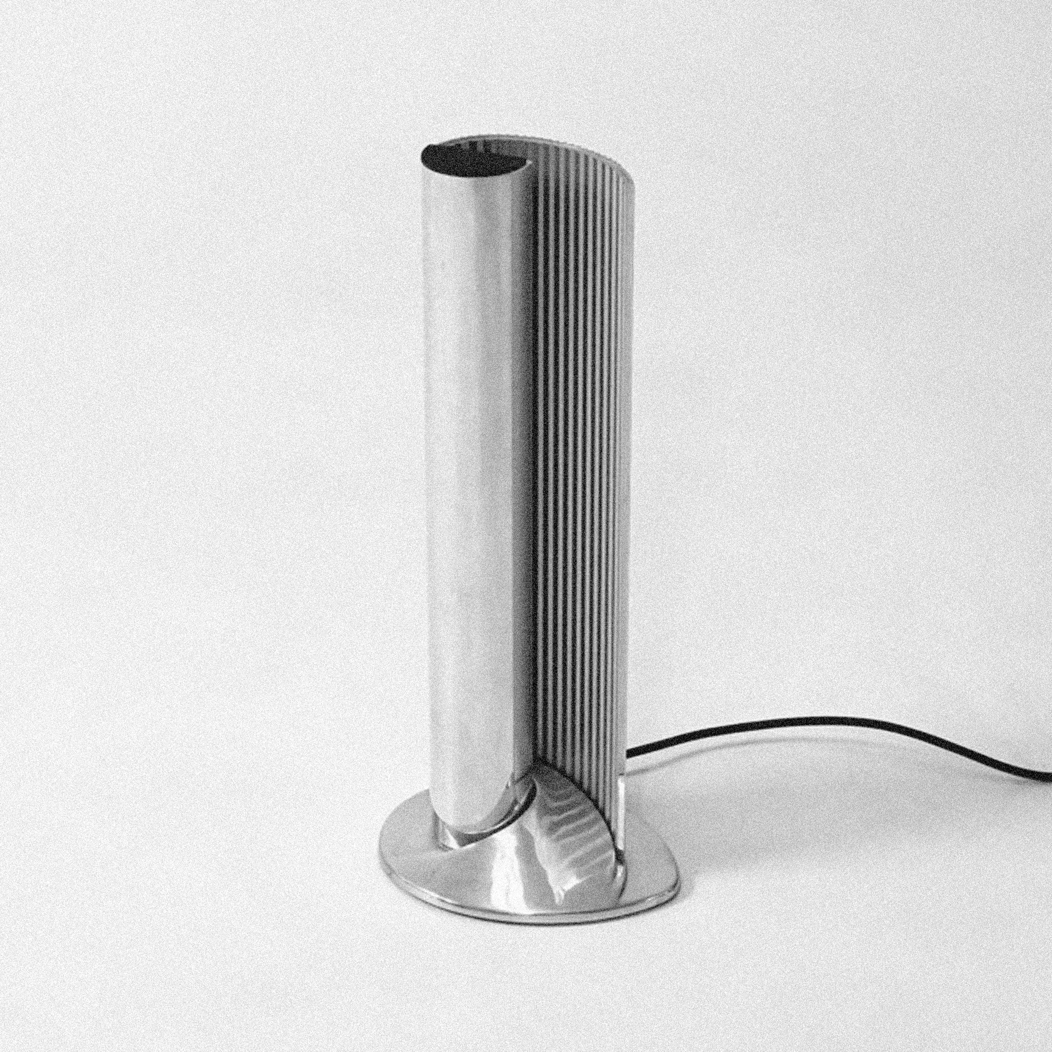 PENOMBRA TABLE LAMP